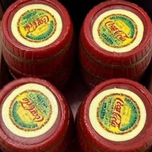 Vintage Coca-Cola Town Square Collection Pickup Truck w/Removable Barrels Figure - Picture 9 of 13